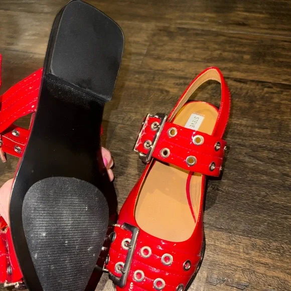 Steve Madden Red Patent Buckle Flats - Picture 7 of 10